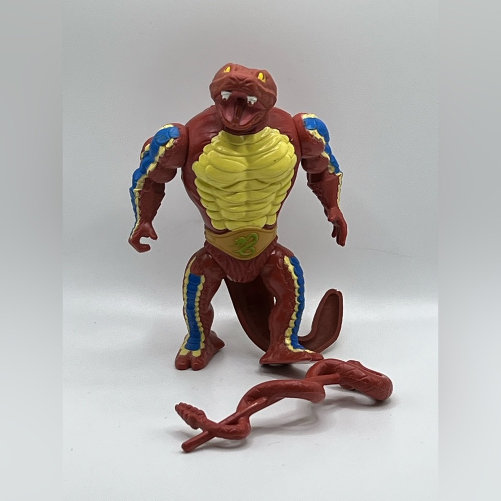 Rare Vintage Mattel Masters of the Universe Action Figure Rattlor- complete!
